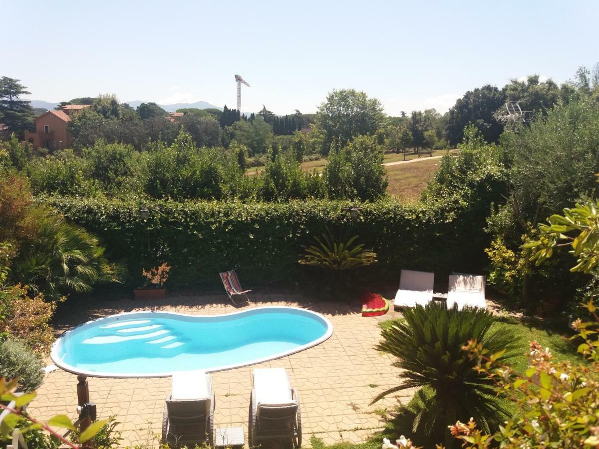 L'Affittacamere Nel Parco "Appia Antica" - Piscina A Uso Ospiti روما المظهر الخارجي الصورة